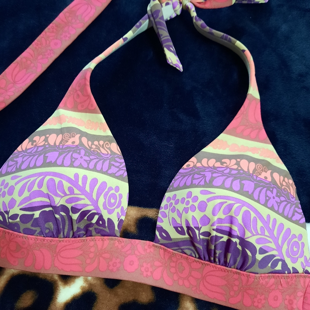 Vs Bikini Set - Picture 6 of 14